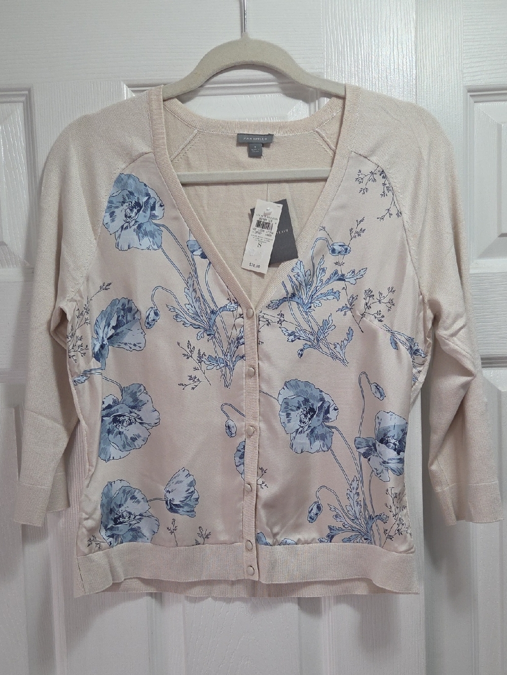 Ann Taylor Cream V-Neck Floral Silk Front Cardigan Sweater